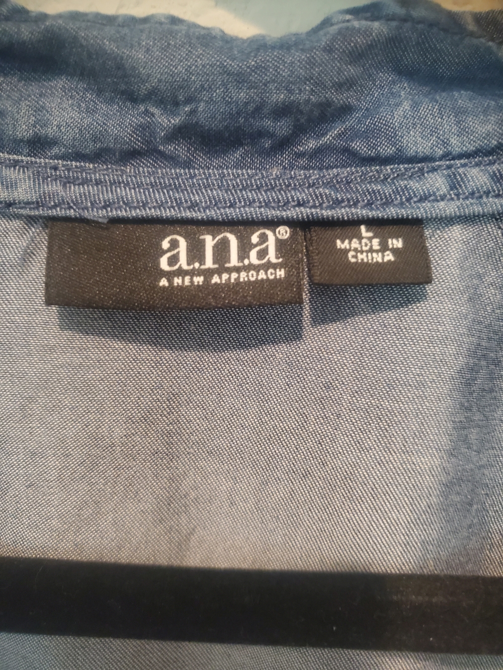 A.n.a New Approach, Size L - Picture 2 of 6
